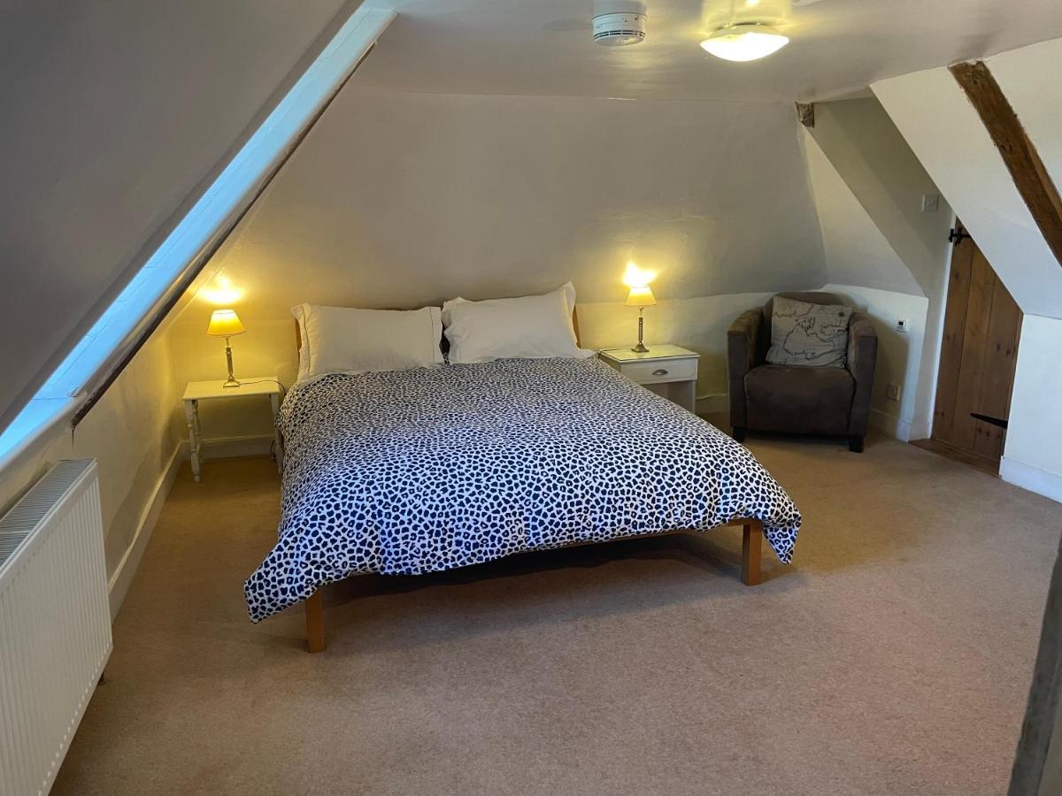 Little Park Farm Queen Anne Farmhouse & Apartments Stratfield Mortimer Exteriör bild