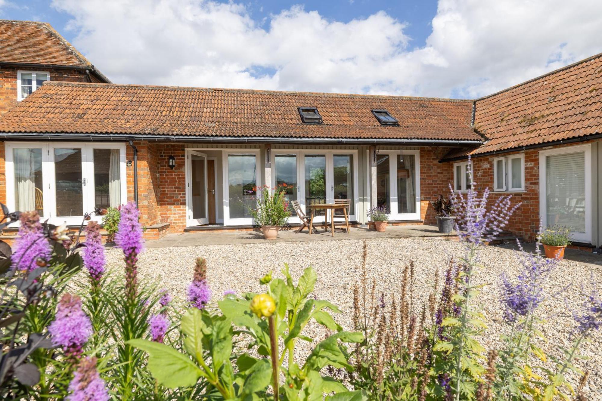 Little Park Farm Queen Anne Farmhouse & Apartments Stratfield Mortimer Exteriör bild
