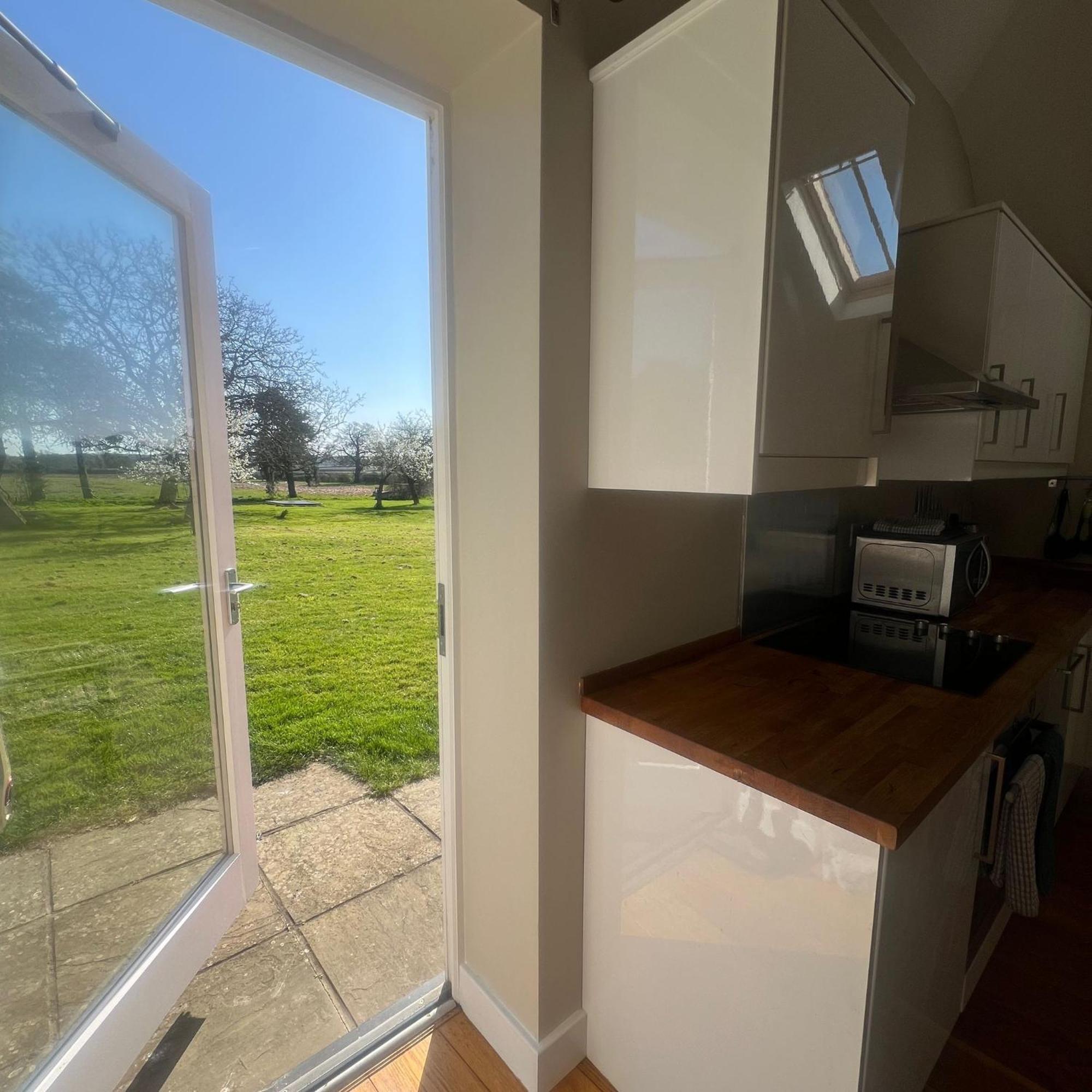 Little Park Farm Queen Anne Farmhouse & Apartments Stratfield Mortimer Exteriör bild