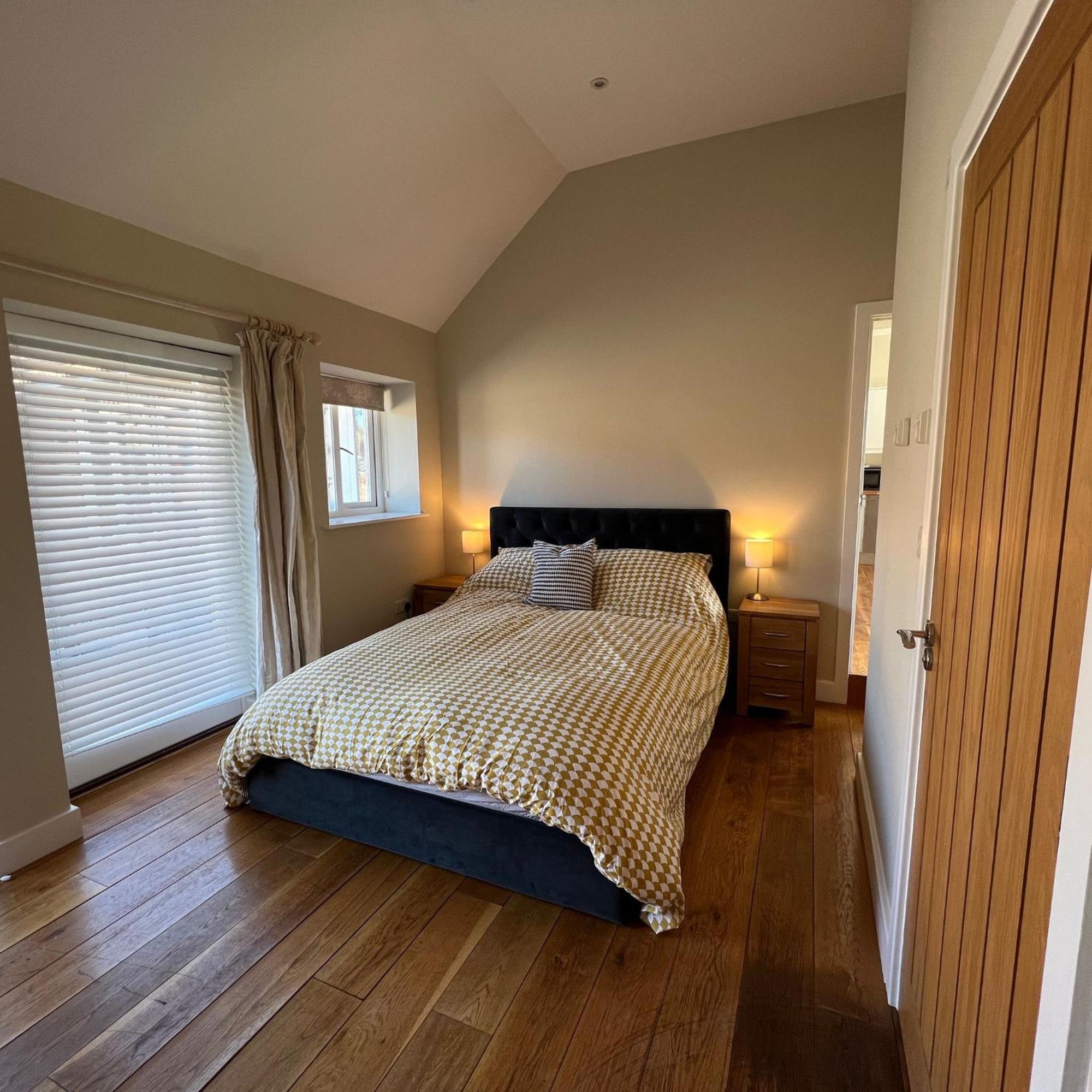 Little Park Farm Queen Anne Farmhouse & Apartments Stratfield Mortimer Exteriör bild